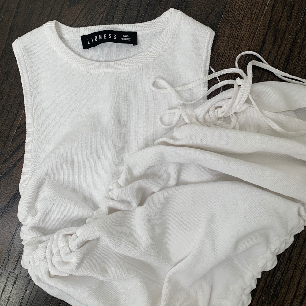 Bodycon detailed dress